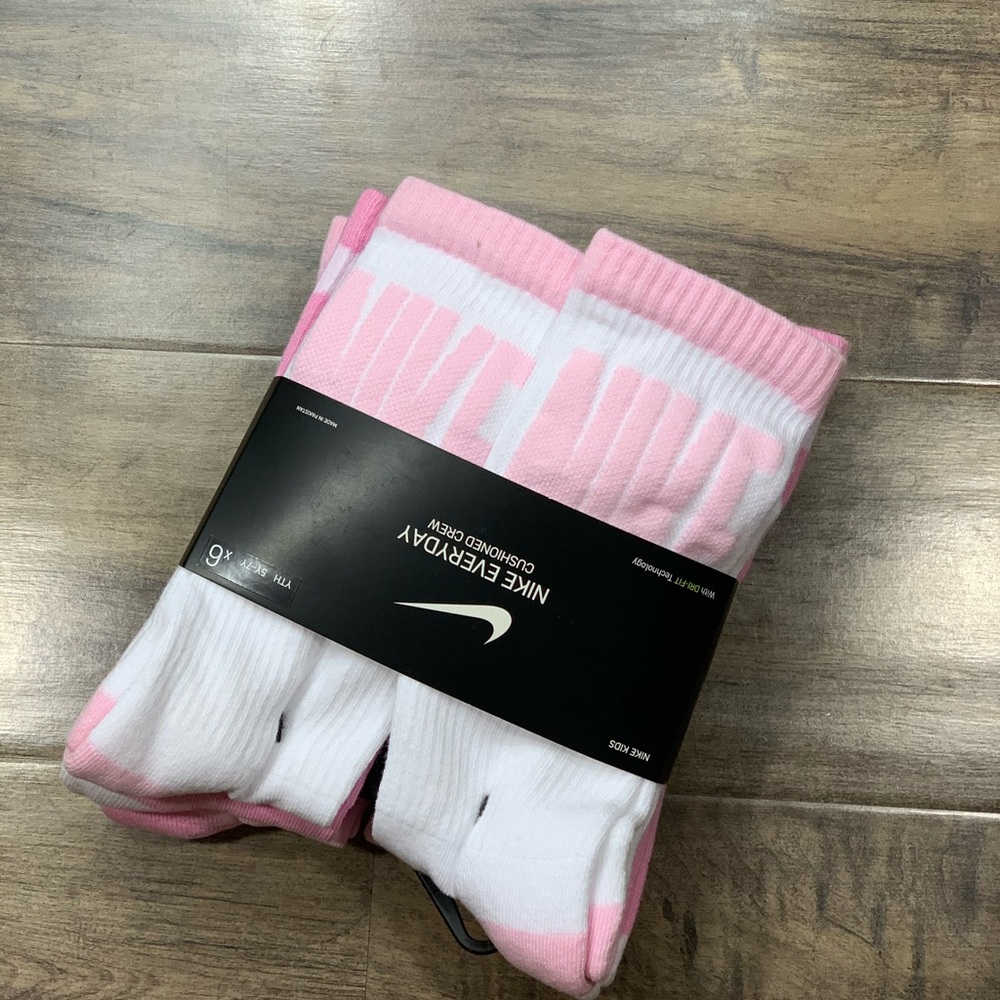NIKE EVERYDAY CUSHIONED CREW SOCKS YTH 5Y-7Y pink_12